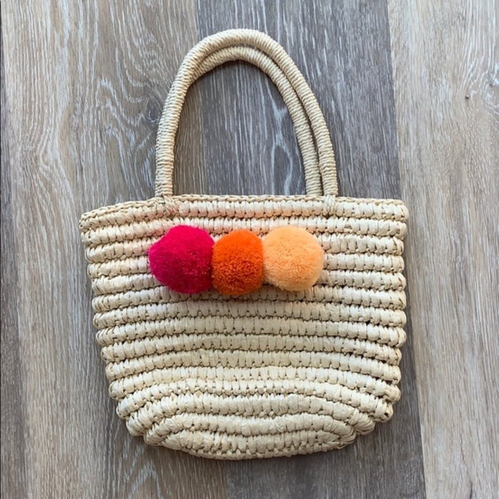 Straw Pom Pom Handbag